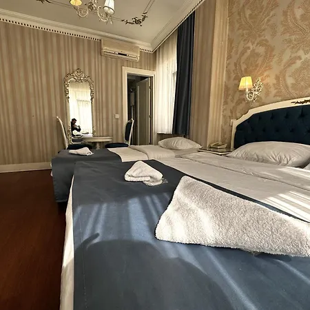 Alyon Hotel 3*